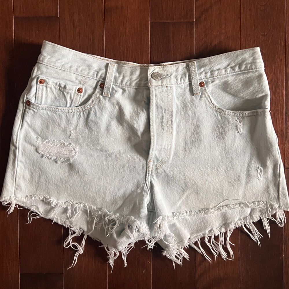 Levi’s High Rise Original Shorts 29